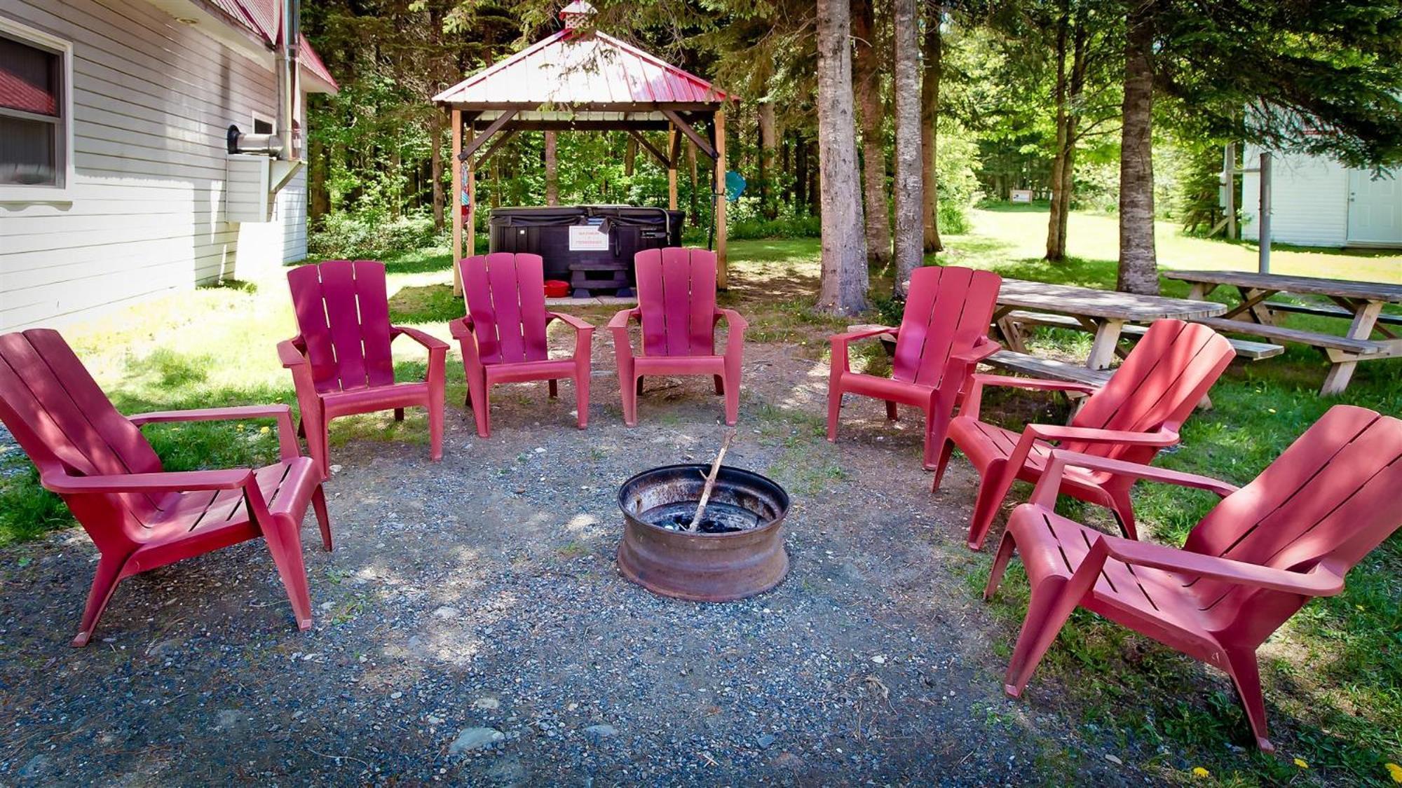 Camping Chalets Spas Pignons Rouges Saint Romain エクステリア 写真
