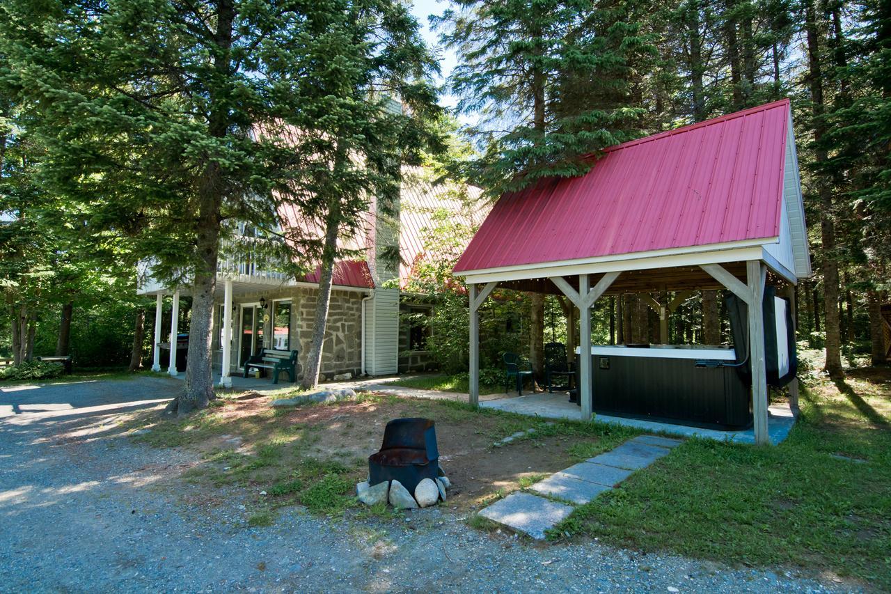 Camping Chalets Spas Pignons Rouges Saint Romain エクステリア 写真